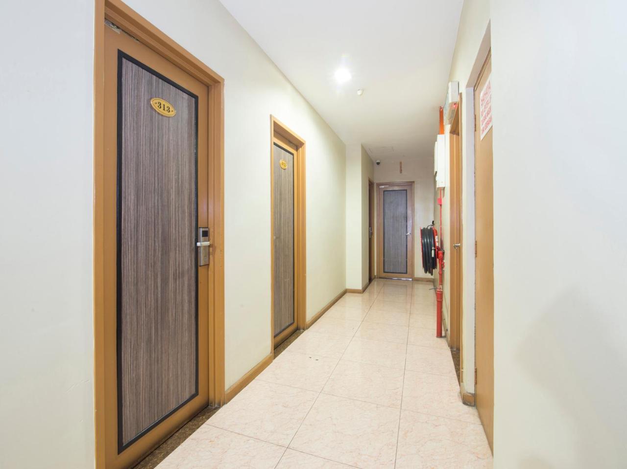 Oyo 422 Hotel Reno Kuala Lumpur Kültér fotó