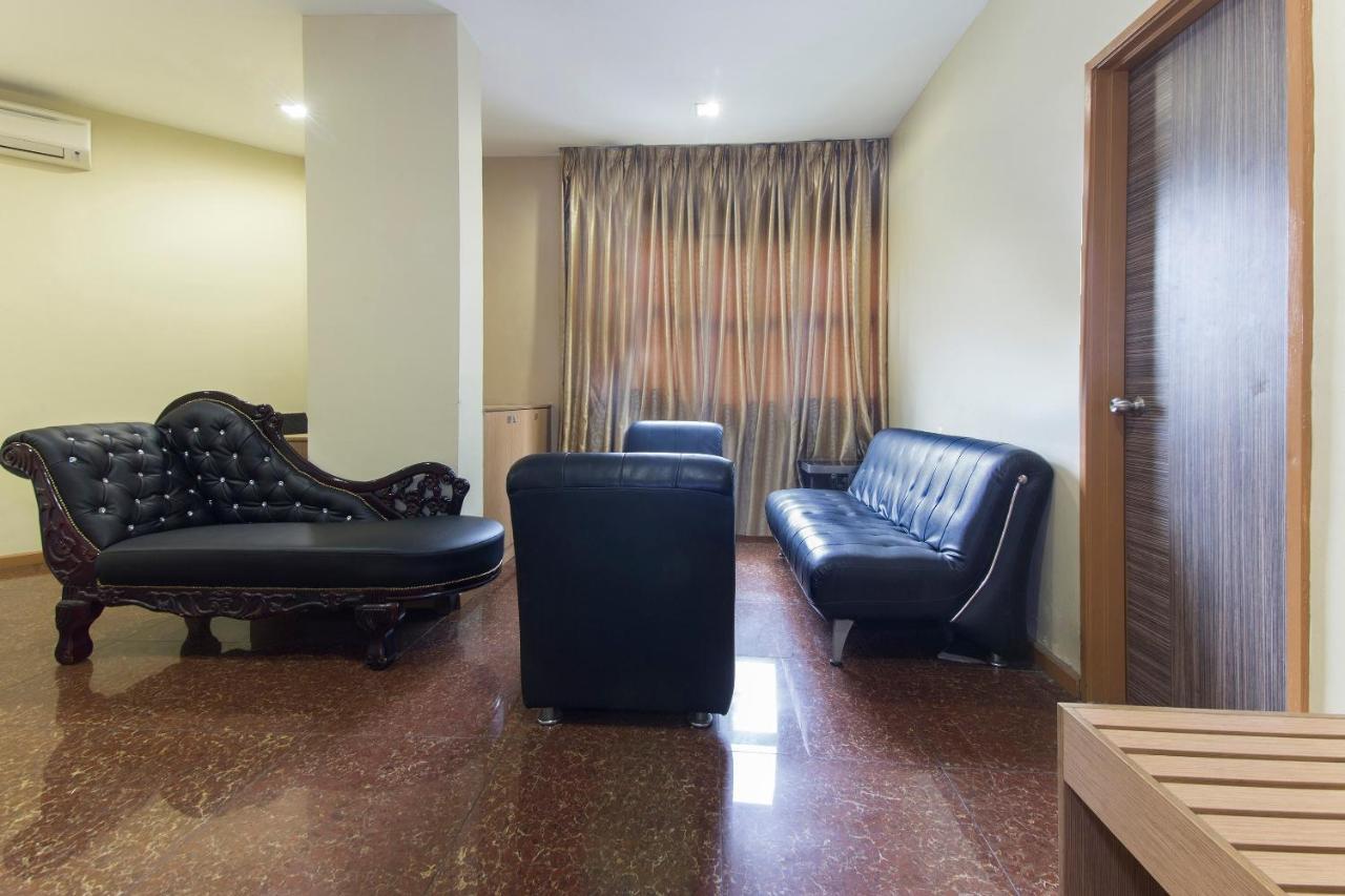 Oyo 422 Hotel Reno Kuala Lumpur Kültér fotó