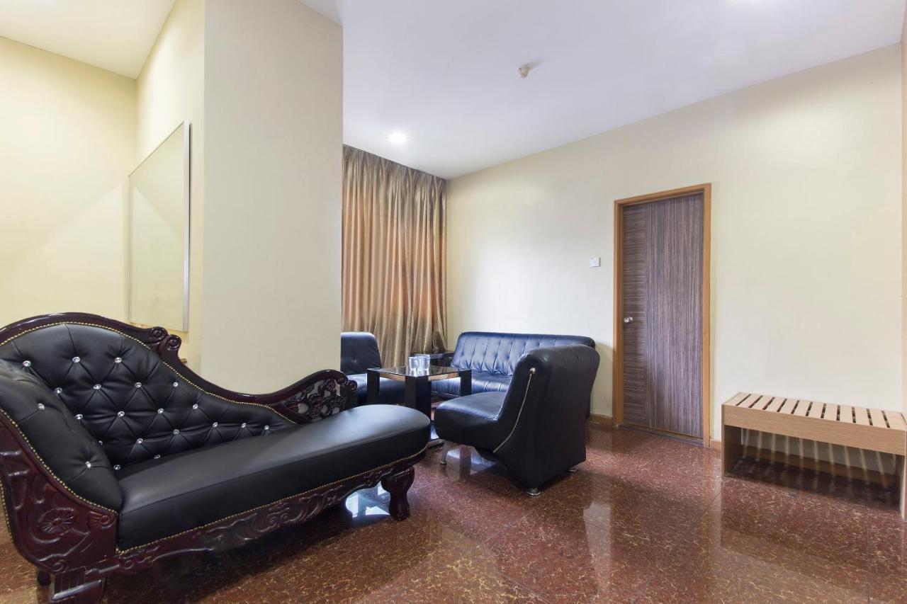 Oyo 422 Hotel Reno Kuala Lumpur Kültér fotó